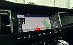 2020 Macan Thumbnail 30