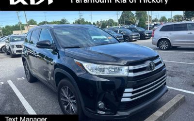Photo of a 2019 Toyota Highlander XLE for sale