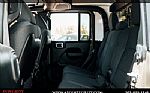 2025 Gladiator Rubicon Thumbnail 43