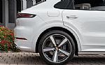 2024 Cayenne Thumbnail 35