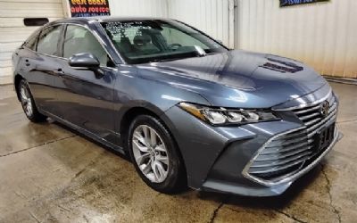 Photo of a 2022 Toyota Avalon XLE for sale
