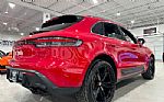 2023 Macan Thumbnail 3
