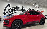 2023 Macan Thumbnail 27