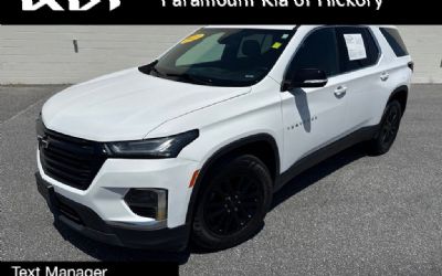 Photo of a 2023 Chevrolet Traverse LT Cloth for sale
