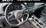 2021 Altima Thumbnail 21