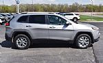 2017 Cherokee Thumbnail 13