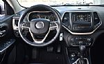 2017 Cherokee Thumbnail 16