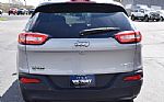 2017 Cherokee Thumbnail 22
