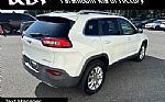 2016 Cherokee Thumbnail 7