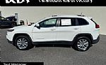 2016 Cherokee Thumbnail 4
