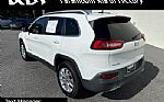 2016 Cherokee Thumbnail 5