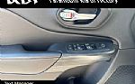 2016 Cherokee Thumbnail 17