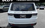 2022 Grand Wagoneer Thumbnail 6