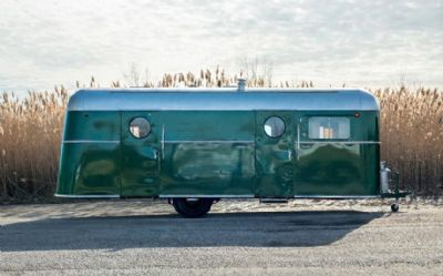 Photo of a 1948 Branstrator Tradewinds Travel Trailer for sale