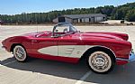 1961 Corvette Convertible Thumbnail 16