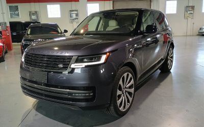 Photo of a 2023 Land Rover Range Rover P530 SE SUV for sale