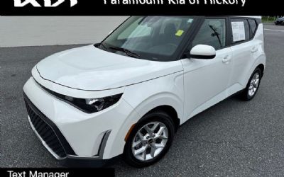Photo of a 2023 Kia Soul LX for sale