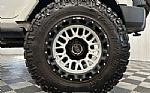 2016 Wrangler Thumbnail 22