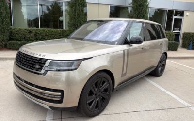 2022 Land Rover Range Rover SE LWB 7-Passenger Rare Batumi Gold/Perlino Leather