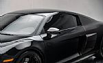 2011 R8 Thumbnail 32