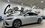 2019 ES 350 Thumbnail 1