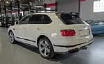 2018 Bentayga SIGNATURE Edition Thumbnail 3