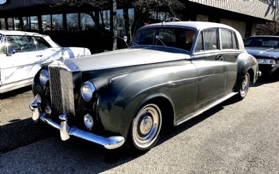 Photo of a 1960 Rolls-Royce Silver Cloud II Limousine for sale