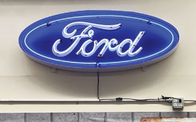 Photo of a Ford 5 Foot Oval IN Steel Can for sale