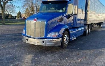 Photo of a 2016 Peterbilt 579 Semi Tractor for sale