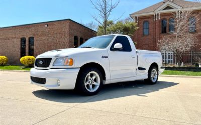 Photo of a 2000 Ford Lightning for sale