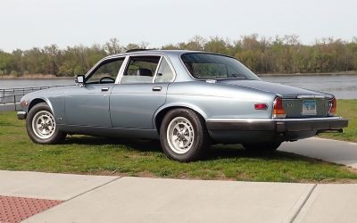 1987 Jaguar XJ6 