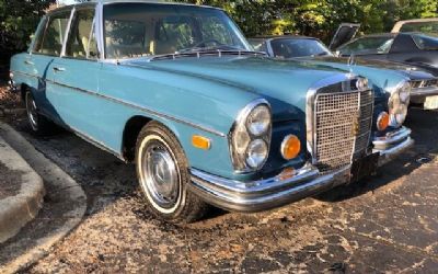 Photo of a 1971 Mercedes-Benz 300-Class 300SEL 3.5 Sedan 109 for sale