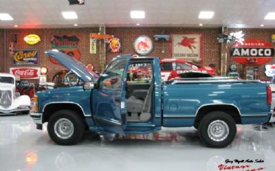Photo of a 1998 Chevrolet Silverado Pickup MED Blue-Green Metallic for sale