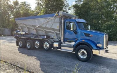 Photo of a 2017 Peterbilt 567 Stone Slinger for sale