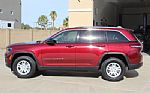 2023 Grand Cherokee Thumbnail 2