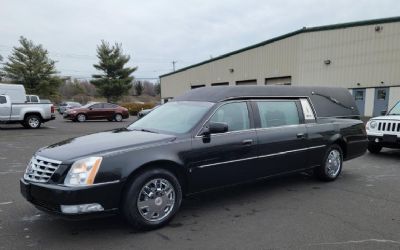 Photo of a 2008 Cadillac Hearse Superior for sale