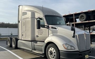 Photo of a 2018 Kenworth T680 Semi-Tractor for sale