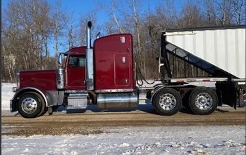 Photo of a 2014 Peterbilt 389 Semi-Tractor for sale