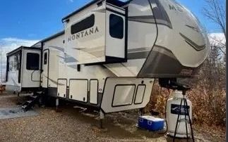 Photo of a 2020 Keystone Montana 3780RL for sale