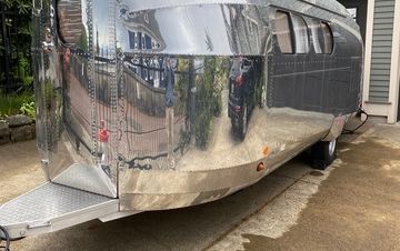Photo of a 2021 Bowlus Road Chief Endless Highways Performance Edition for sale