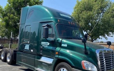 Photo of a 2017 Freightliner Cascadia 125 Evolution Semi-Tractor for sale