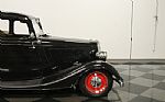 1933 Fordor Sedan Thumbnail 27