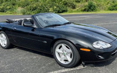 Photo of a 1997 Jaguar XK8 Convertible for sale