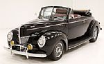 1940 Deluxe Convertible Thumbnail 2