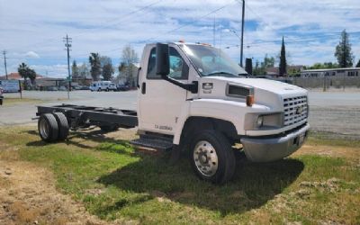 2006 Chevrolet 5500 Cab And Chassis Truck