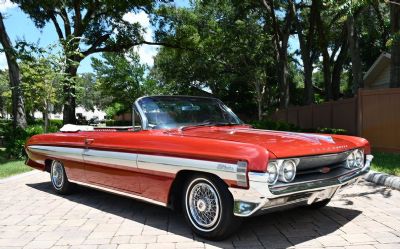 Photo of a 1961 Oldsmobile Starfire for sale