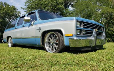 Photo of a 1984 Chevrolet Suburban 1/2 Ton for sale