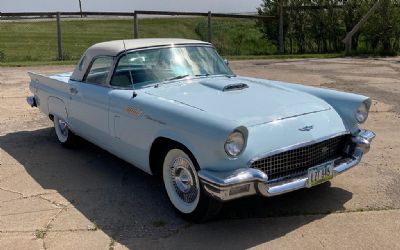 1957 Ford Thunderbird 