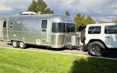 Photo of a 2021 Airstream Globetrotter 25FB for sale