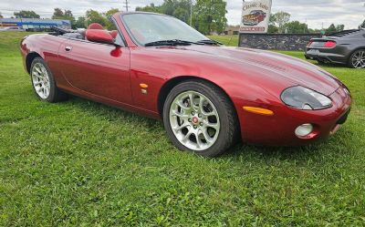 2004 Jaguar XKR 